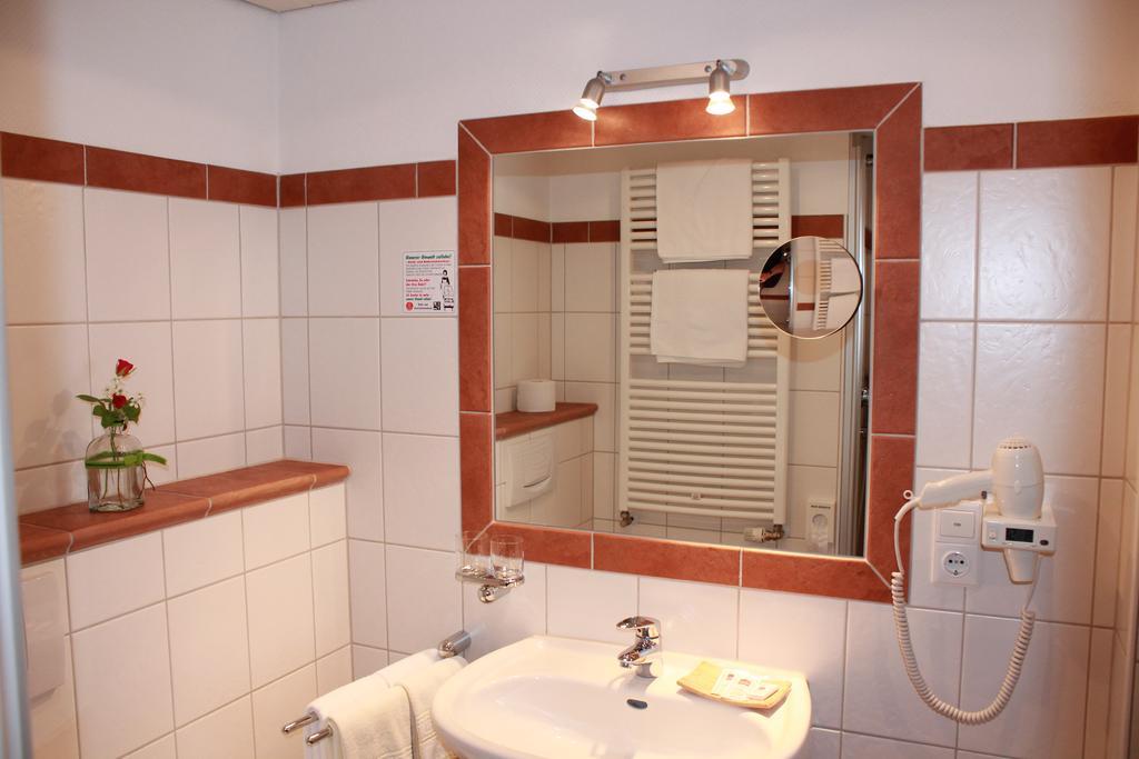 Wuellner'S Landgasthof Schmallenberg Extérieur photo